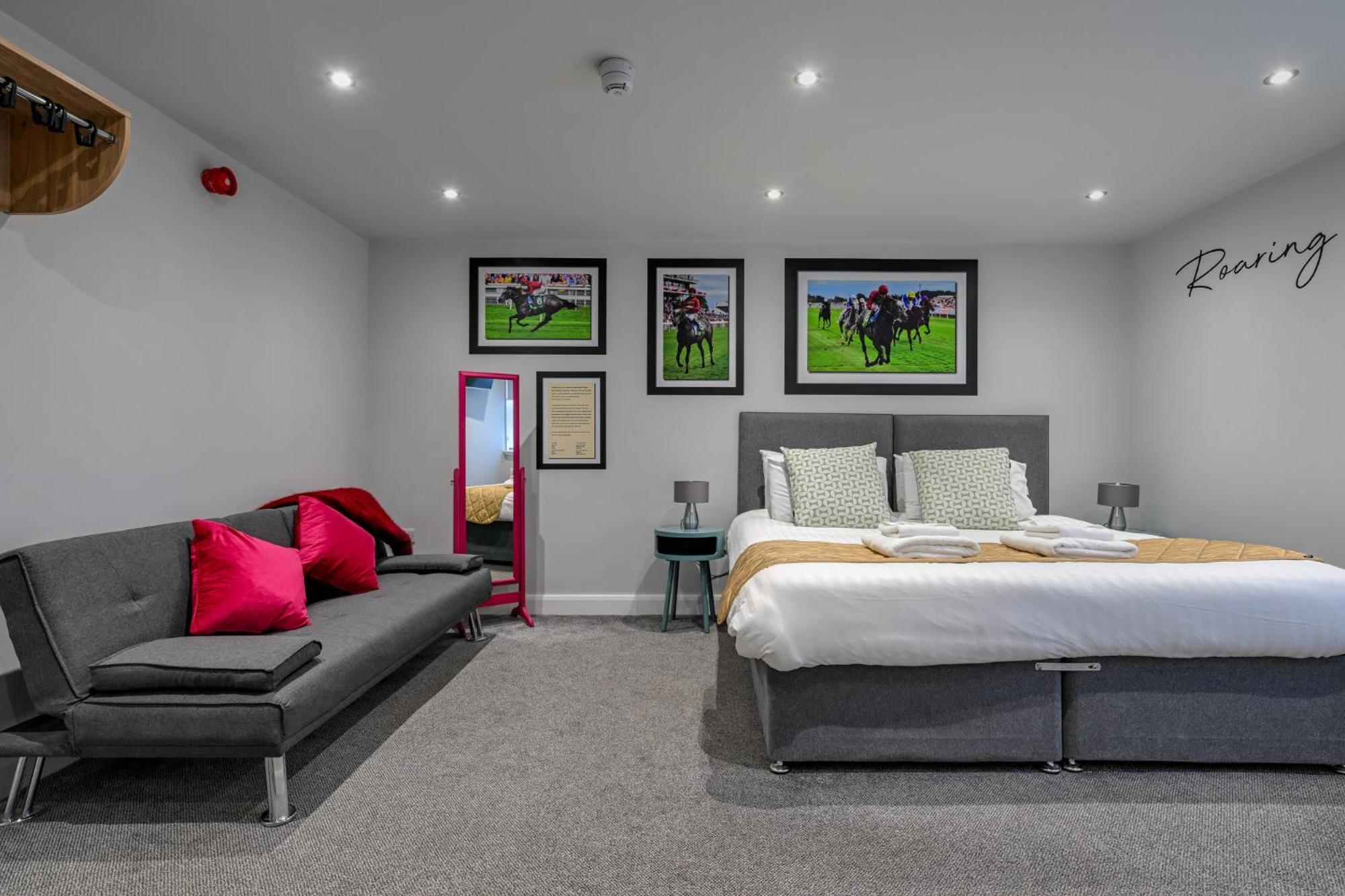 Stableside At York Racecourse Hotel Exterior photo